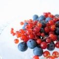 ベリー類とは？ブラックベリーやラズベリーなど、ベリーと名の付くフルーツは可愛いものばかり。ベリーと言われる果物についてベリーの意味から、家庭菜園で育てやすい種類、ちょっと珍しいベリー、フランス語の名前、ベリーの食べ方など、ベリー類について紹介します。