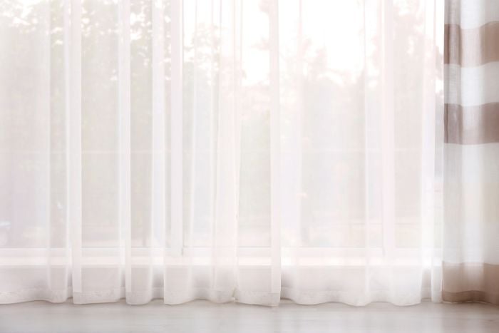 canva窓辺　カーテン