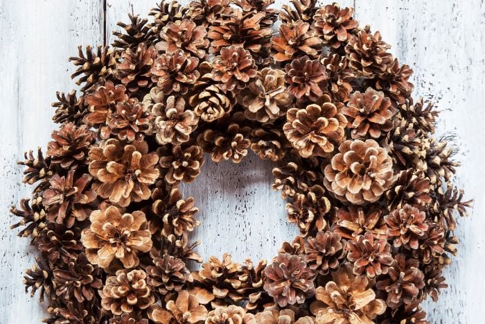 松ぼっくりのリース