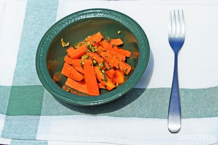 にんじんの温かいサラダ