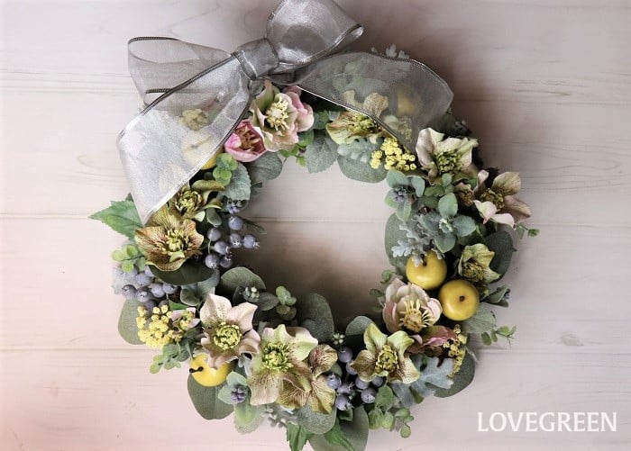 クリスマスローズのリース