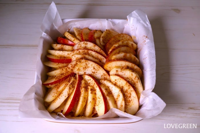 ムーミン谷の料理　収穫りんごのアップルケーキ