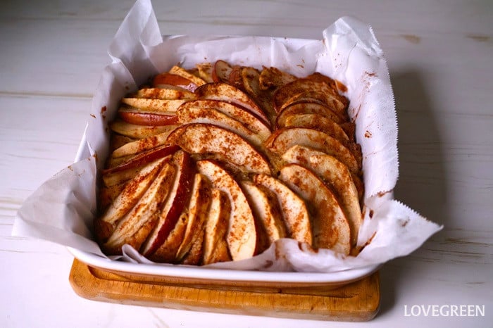 ムーミン谷の料理　収穫りんごのアップルケーキ